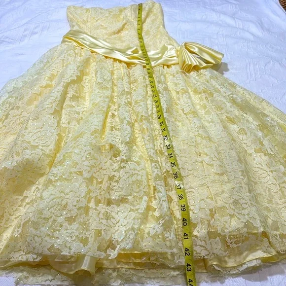 80’s ZUM ZUM Vtg Yellow Lace Frilly Satin Sequins Sash Prom Gown Wedding Dress - Picture 17 of 17